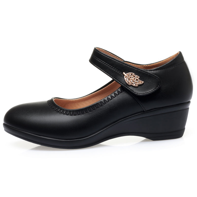 CUSHHIDE Women's Bow Block Heel Pumps, 1.8-Inch Heel